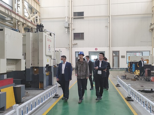 缩略图.jpg 缩略图.jpg