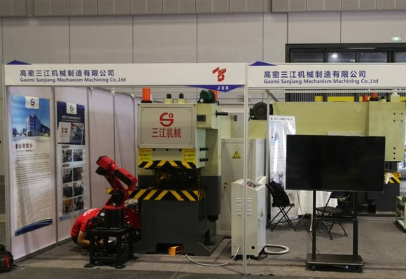 国产SUV精品一区二区6